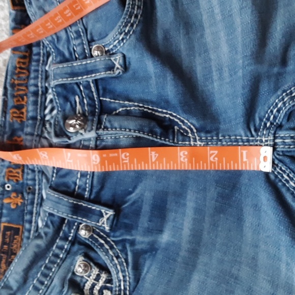 Rock Revival Jeans - Picture 9 of 9